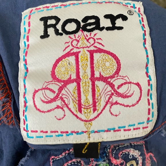 Roar ~ destined to Roar western cowgirl equestrian button down size L EC ~ - Picture 8 of 14